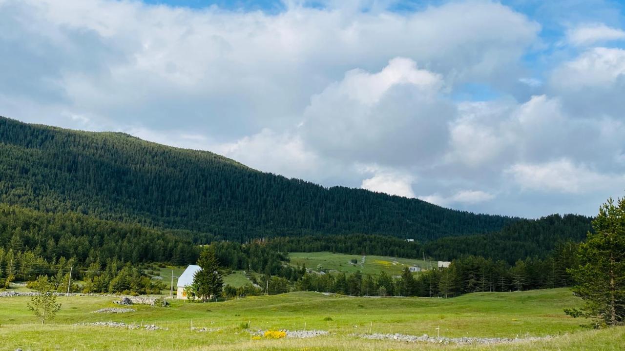 Eco Village Pavlovic Zabljak  Ngoại thất bức ảnh